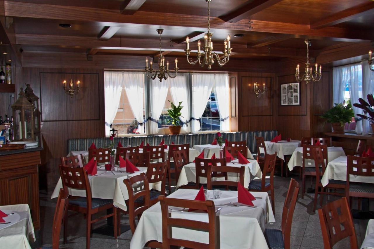 Hotel Albergo Mamma Rosa Wunsiedel Bagian luar foto
