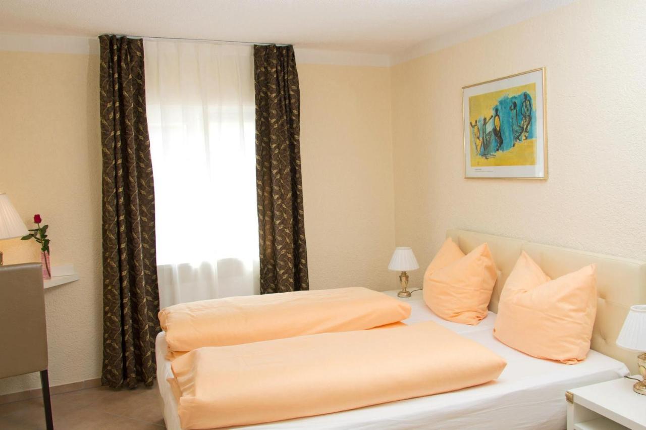Hotel Albergo Mamma Rosa Wunsiedel Bagian luar foto