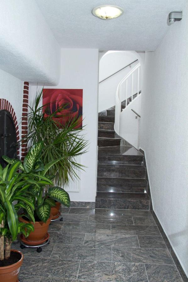 Hotel Albergo Mamma Rosa Wunsiedel Bagian luar foto