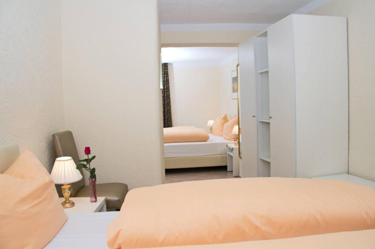 Hotel Albergo Mamma Rosa Wunsiedel Bagian luar foto